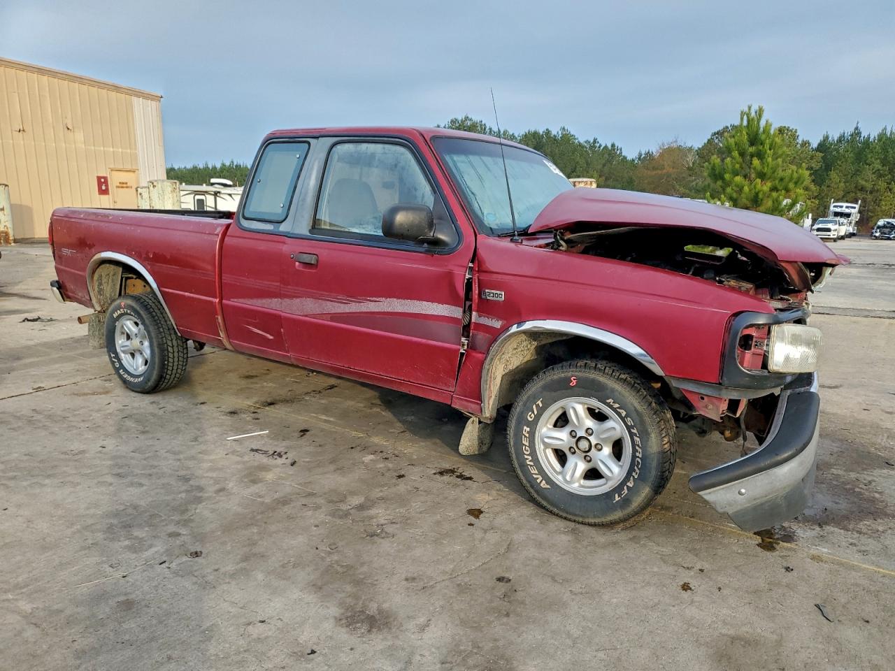 Mazda B Series Cab Plus Image 6