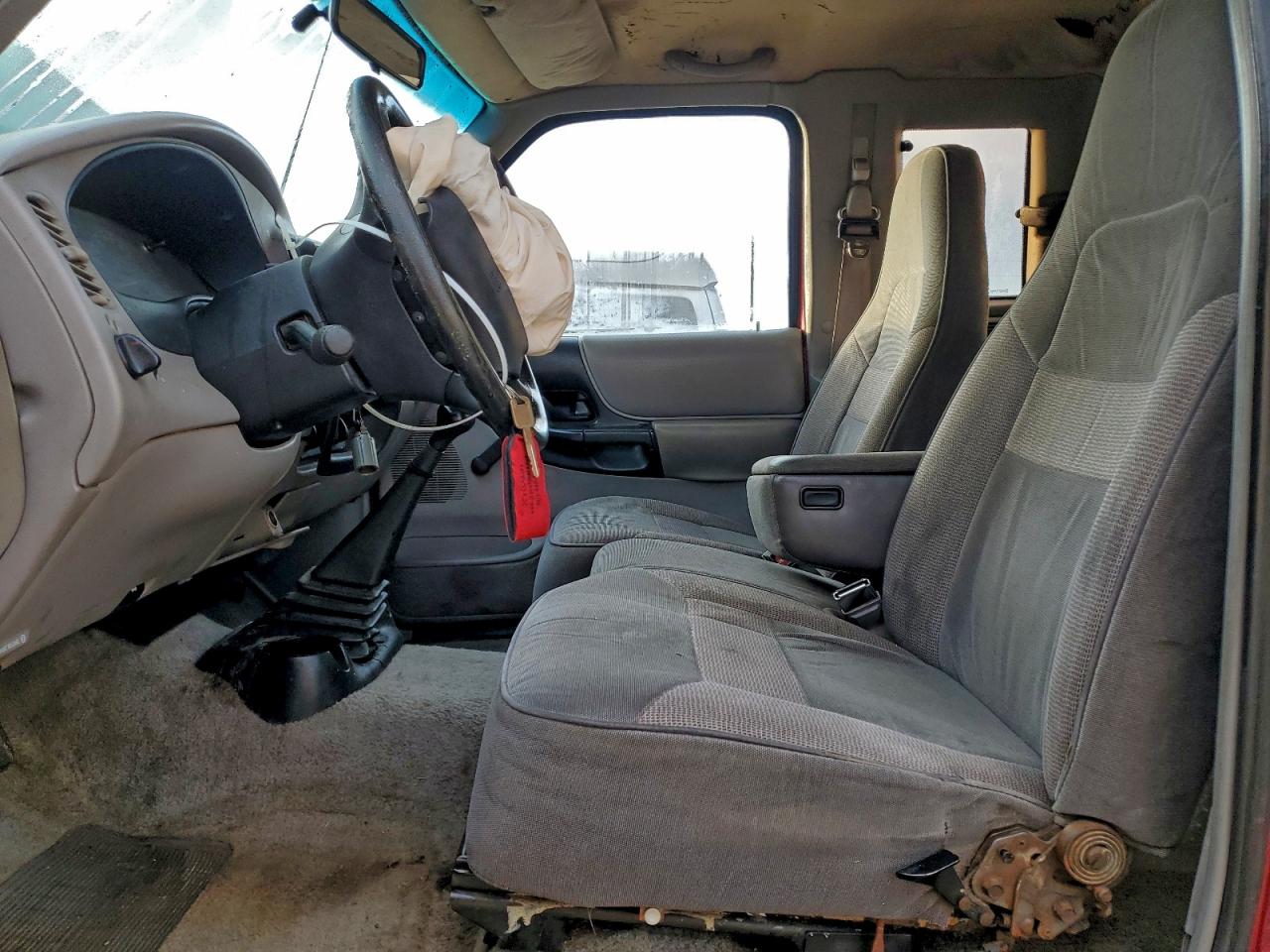 Mazda B Series Cab Plus Image 2