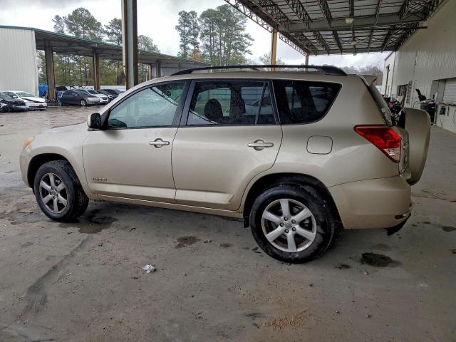 Toyota RAV4 Limited Image 9