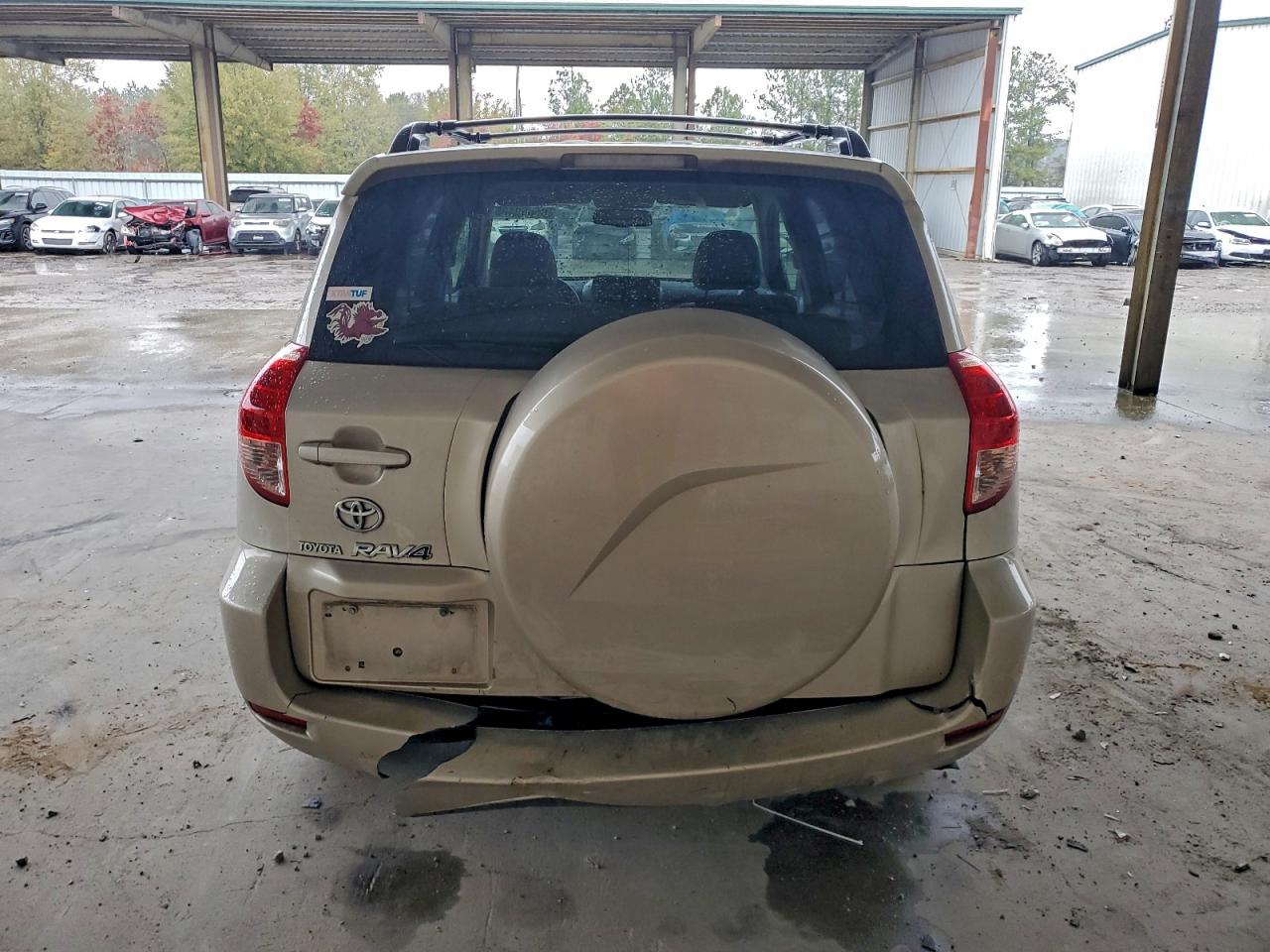 Toyota RAV4 Limited Image 8