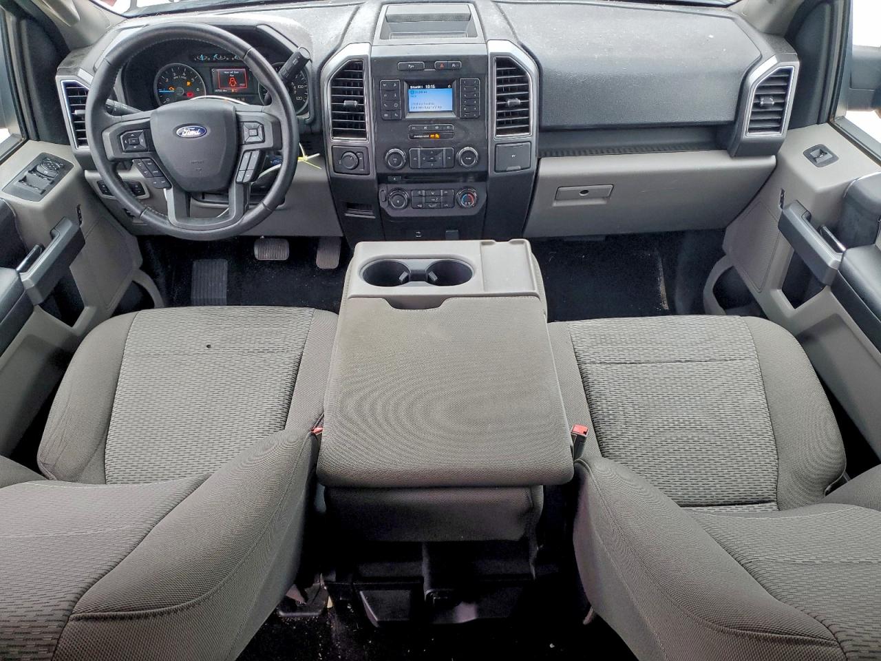 Ford F-150 Super Cab Image 11