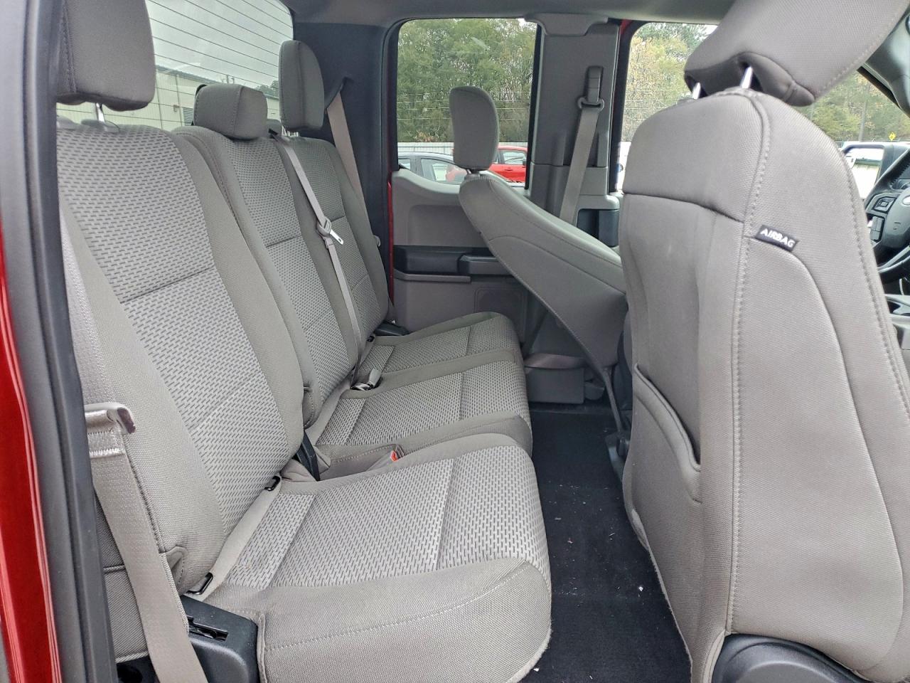 Ford F-150 Super Cab Image 7