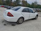 Mercedes-Benz C-Class 240 Image 9