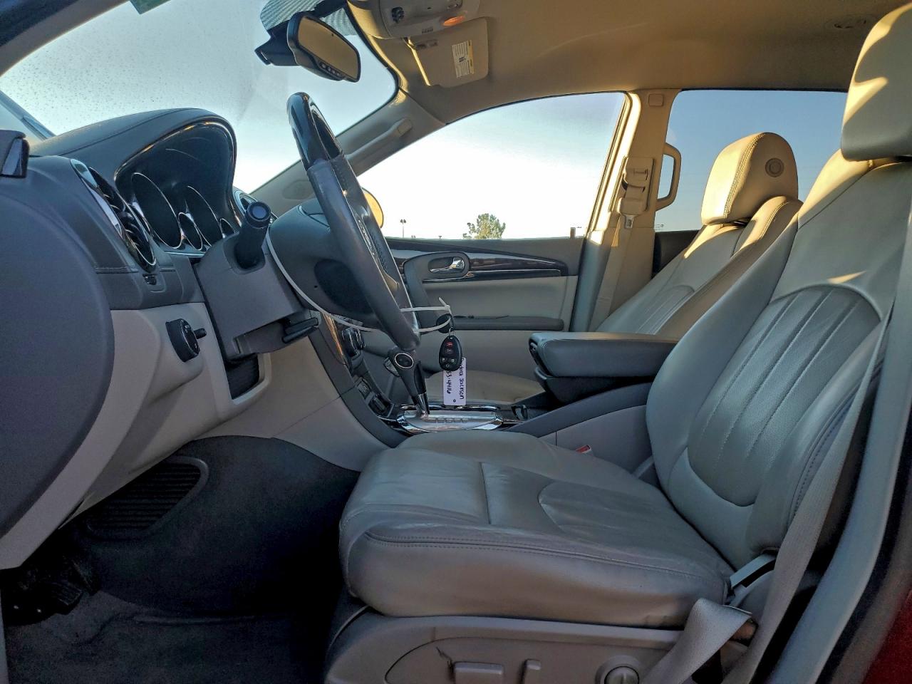 Buick Enclave Image 3