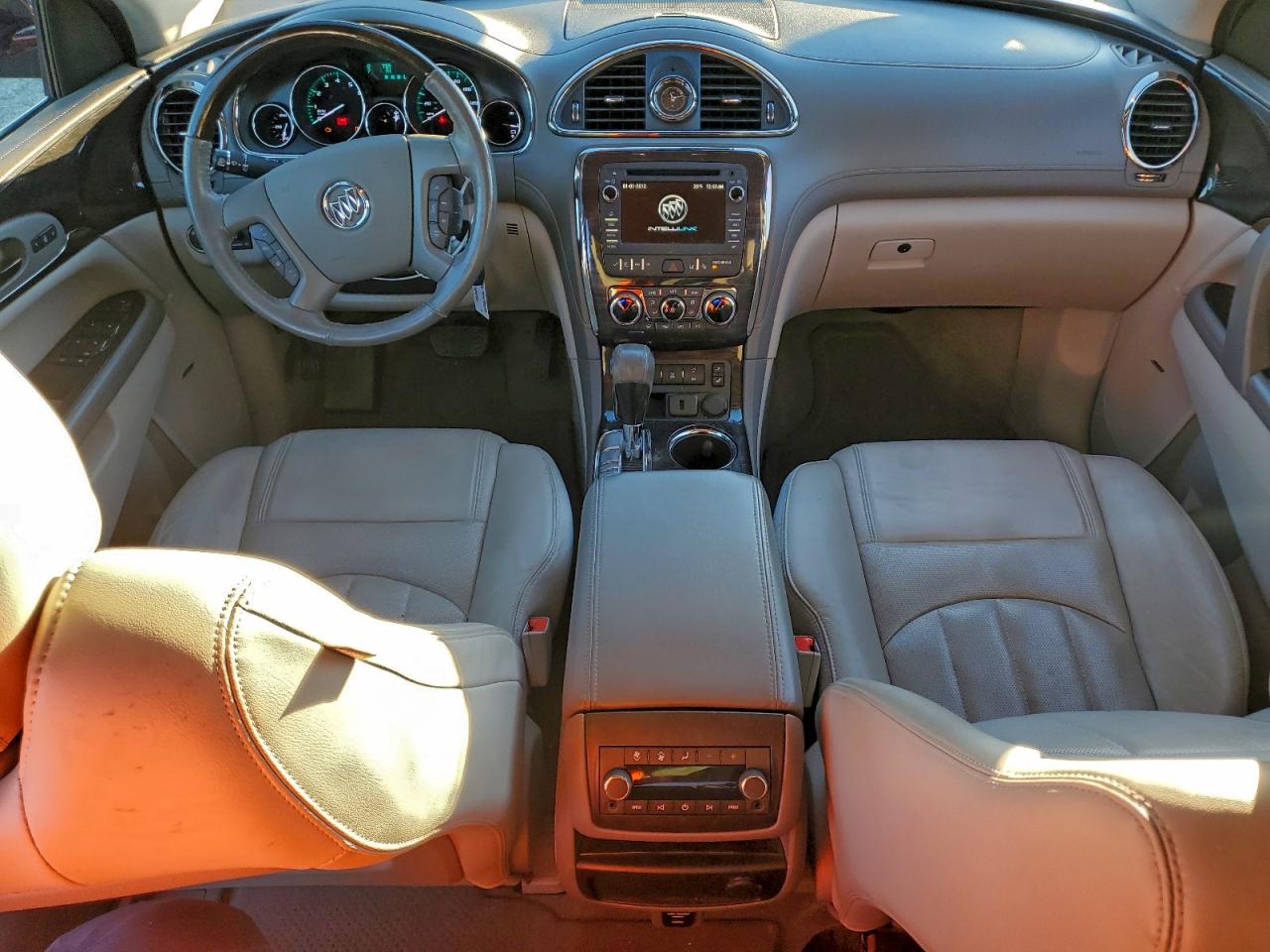 Buick Enclave Image 4