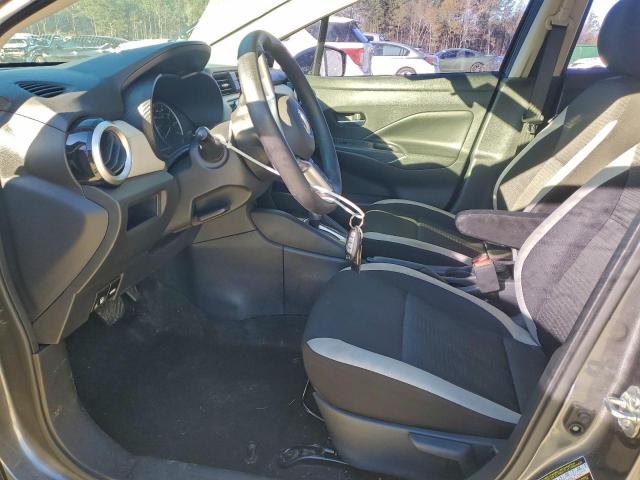 Nissan Versa Sv Image 12