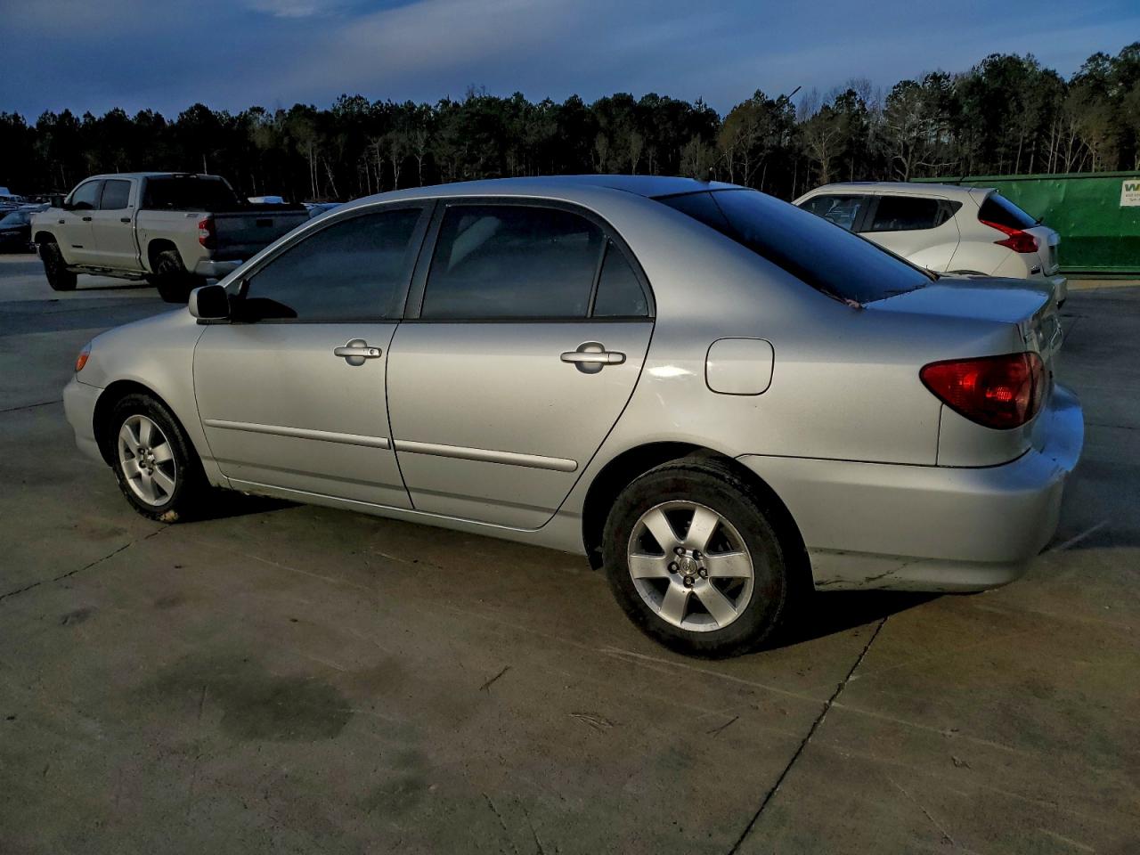 Toyota Corolla Ce Image 3