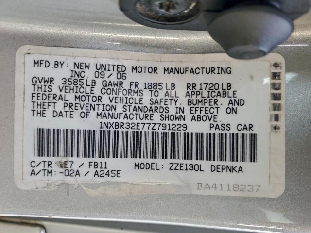 Toyota Corolla Ce Image 11