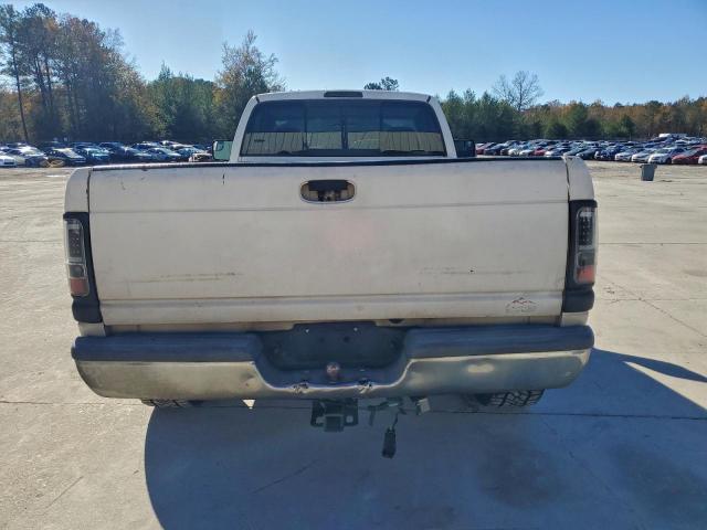 Dodge Ram 2500 Image 6