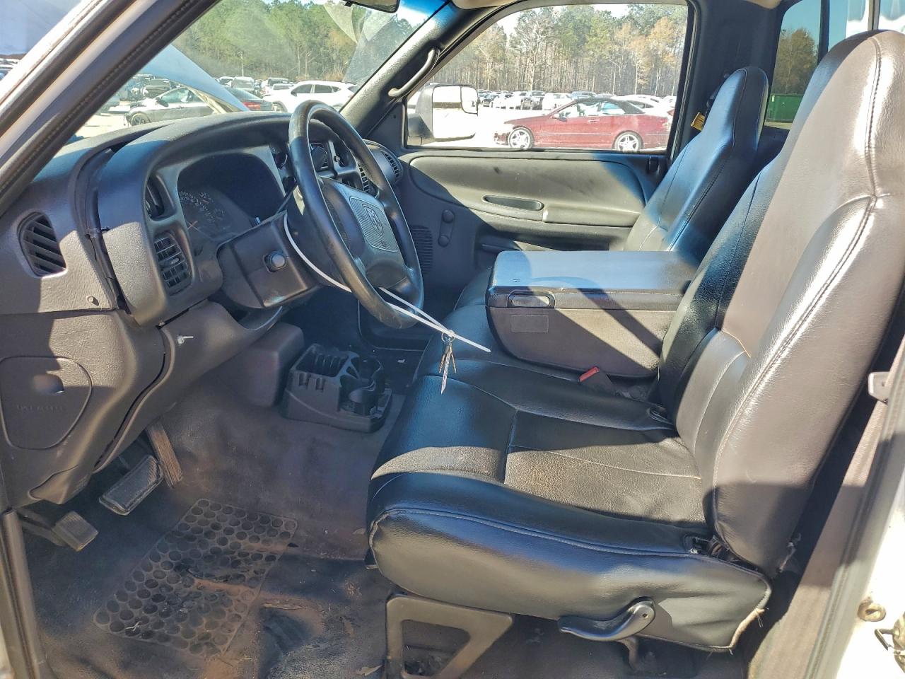 Dodge Ram 2500 Image 9