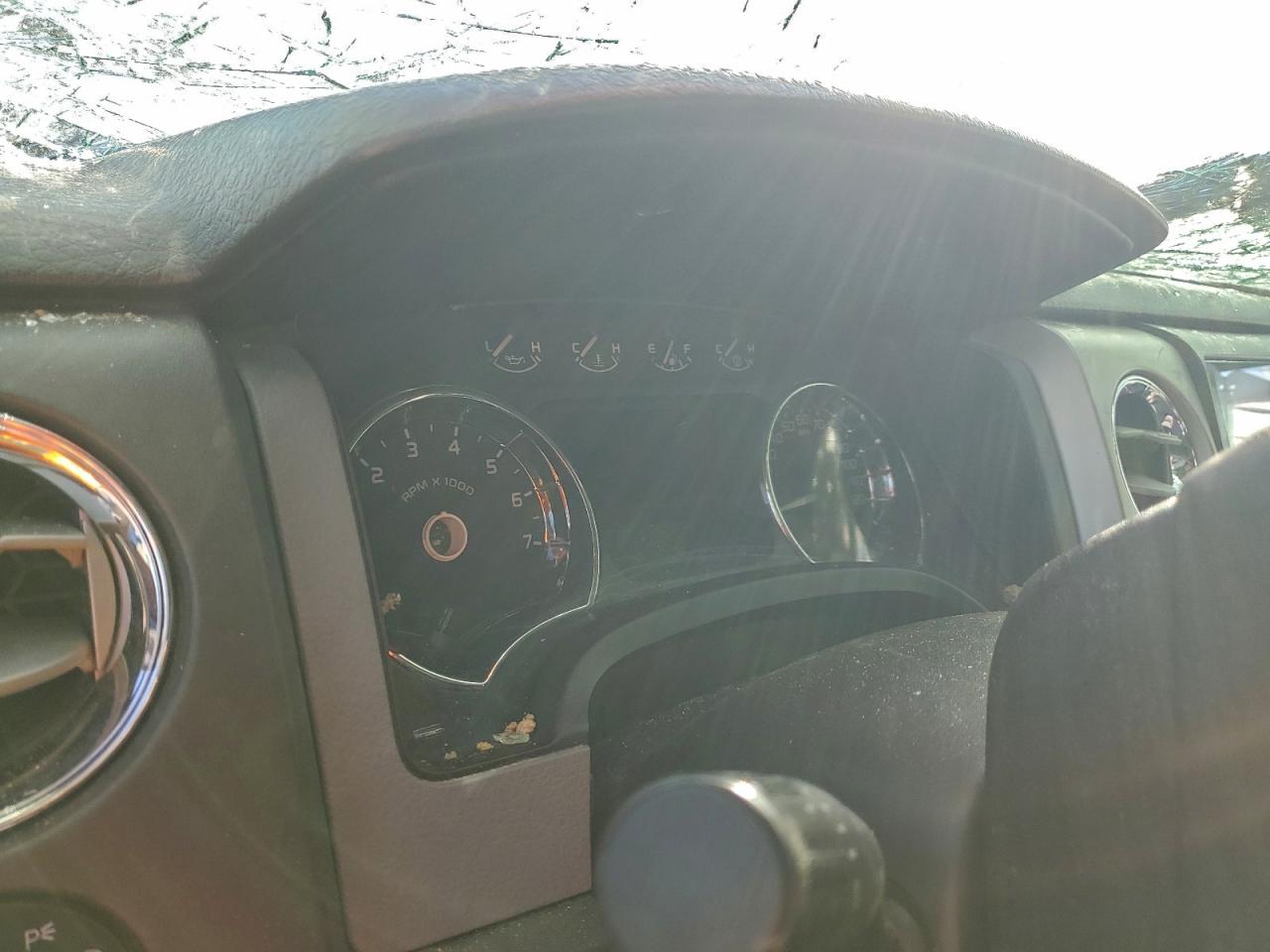 Ford F-150 Supercrew Image 7