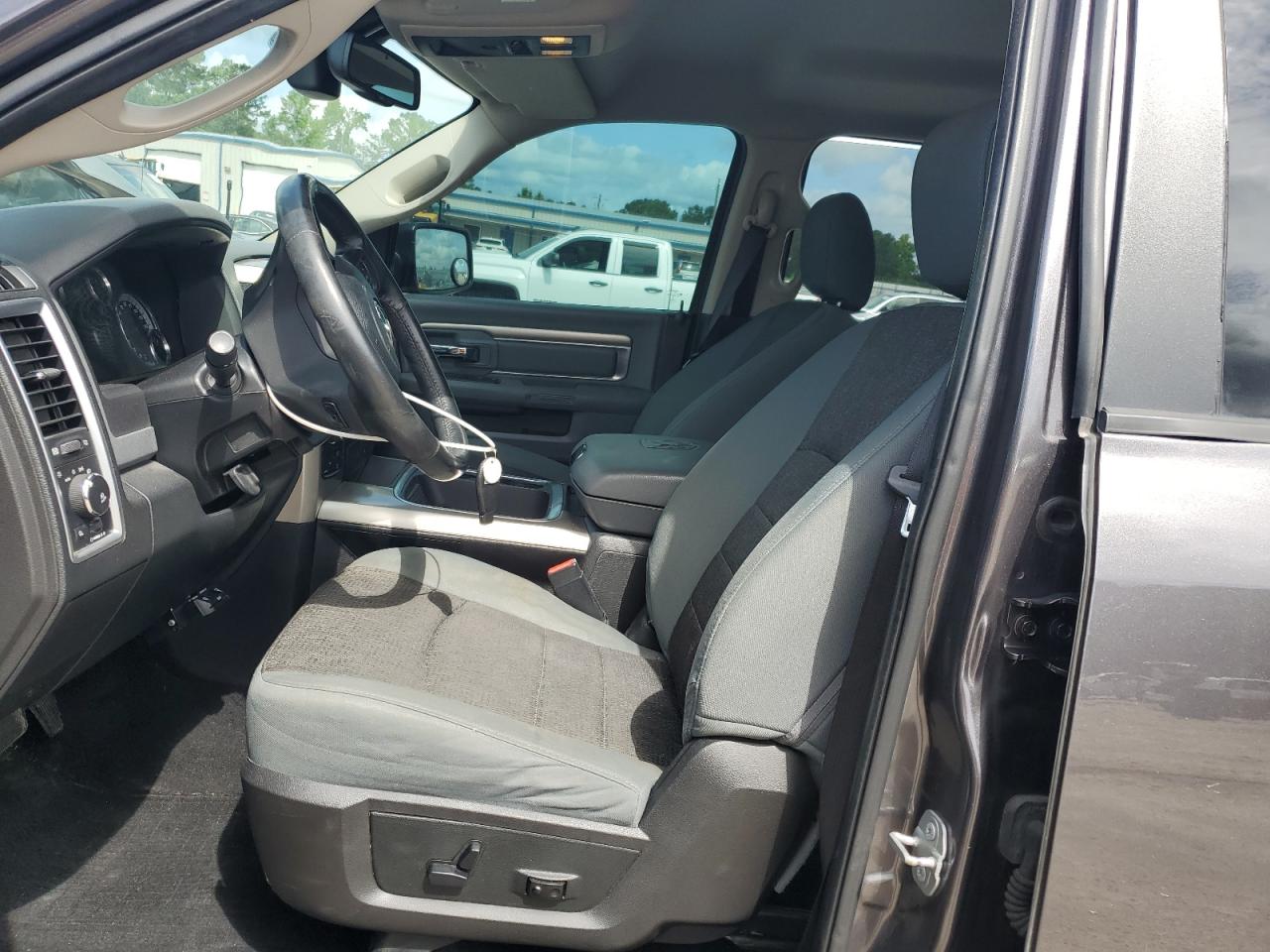 Ram 1500 Slt Image 5