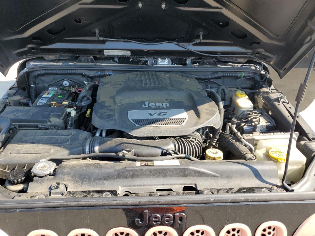 Jeep Wrangler Sport Image 12