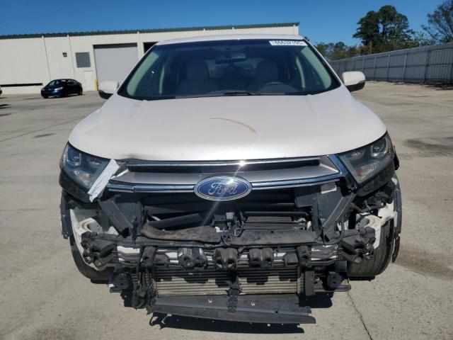 Ford Edge Titanium Image 3