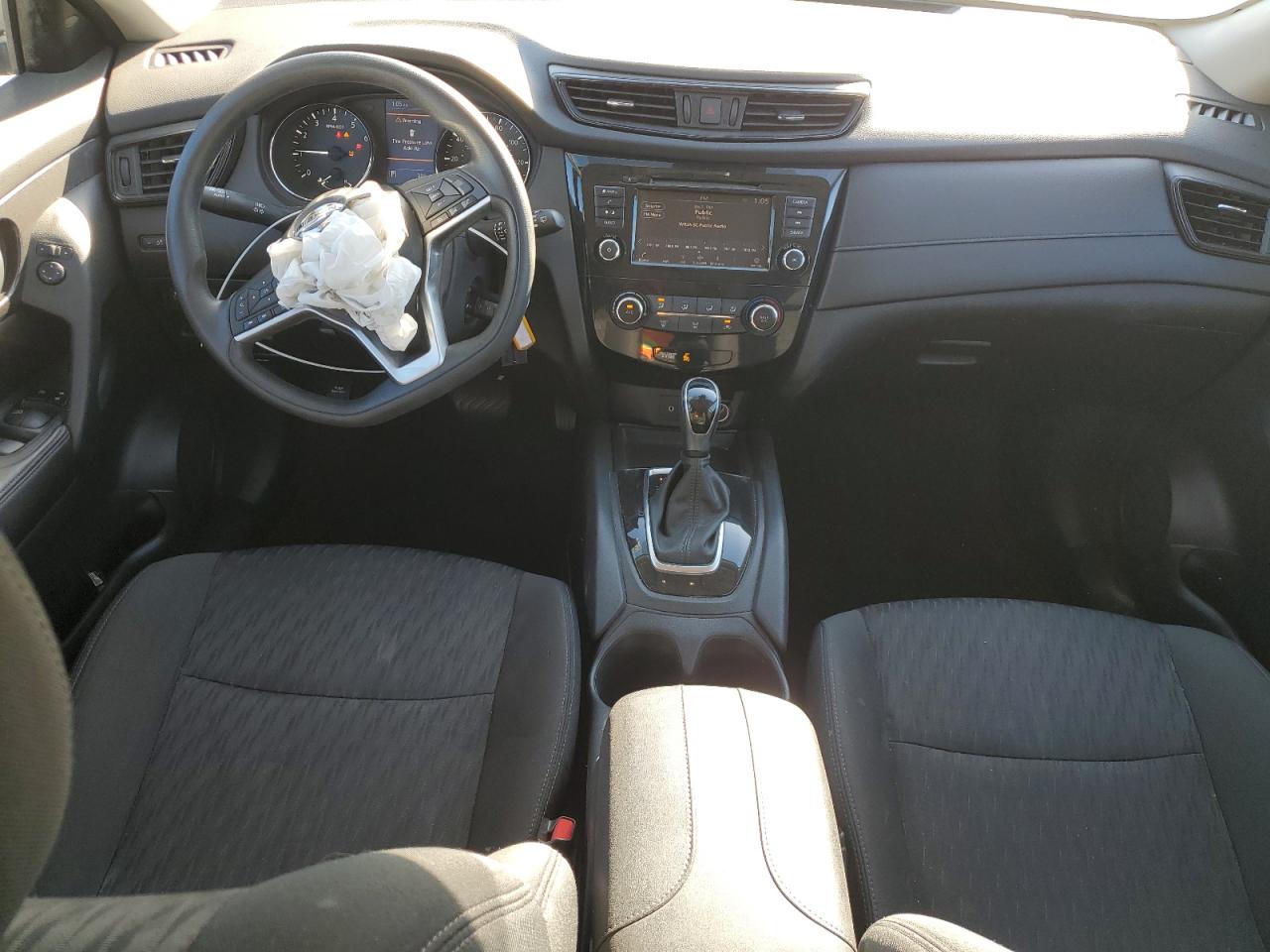 Nissan Rogue S Image 9