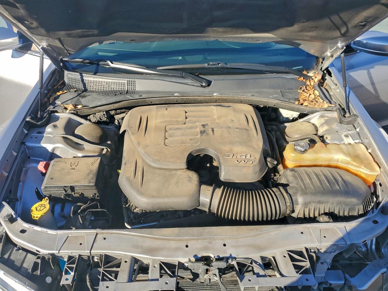 Chrysler 300 Image 2