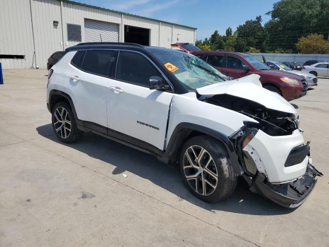 Jeep Compass Limited Image 2
