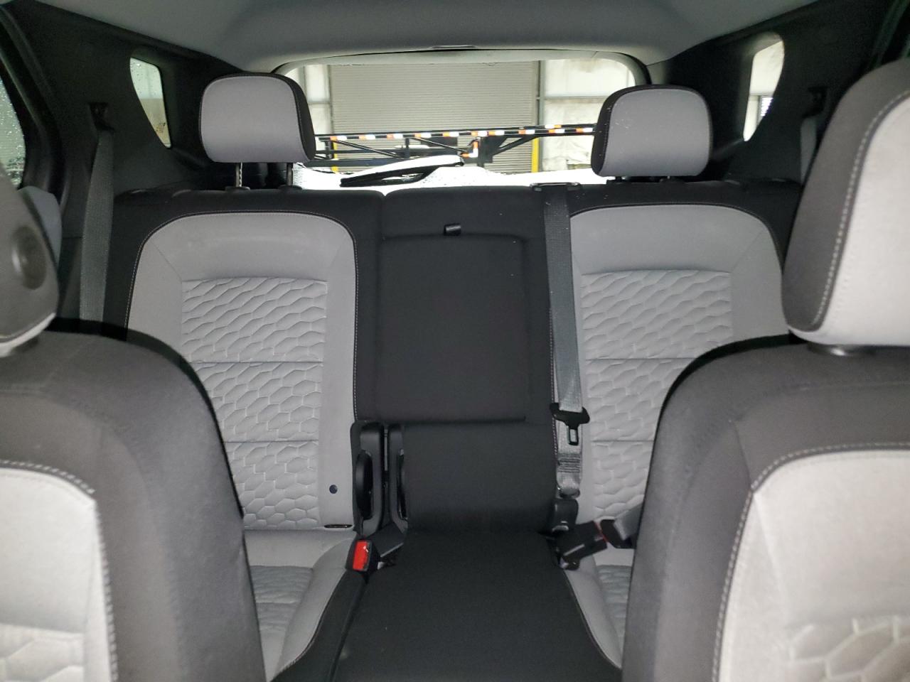 Chevrolet Equinox Ls Image 8