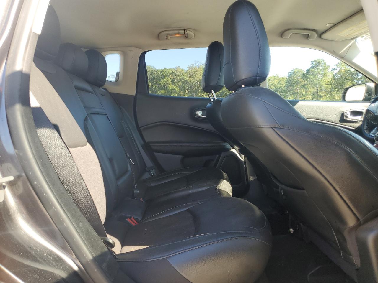 Jeep Compass Latitude Image 10