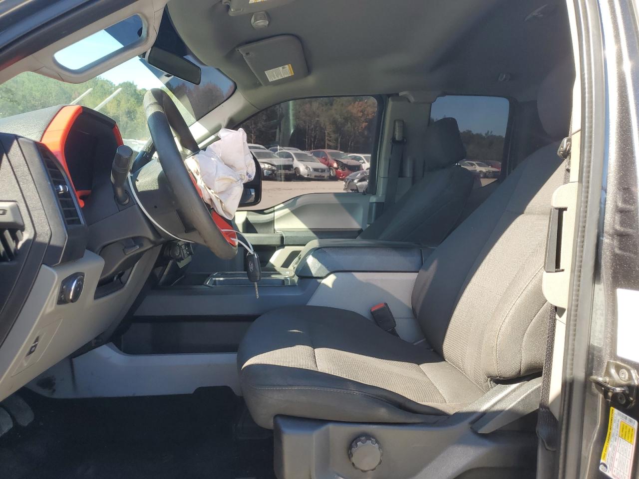 Ford F-150 Super Cab Image 5