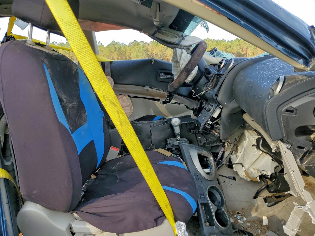 Nissan Rogue S Image 9