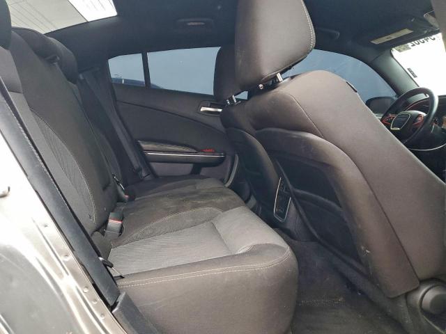 Dodge Charger Se Image 7