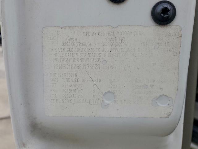 Chevrolet Suburban K1500 Image 13