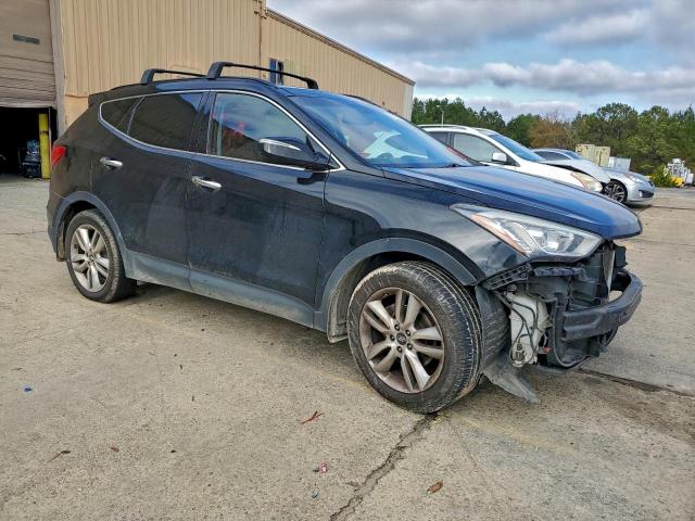 Hyundai SANTA FE Image 4