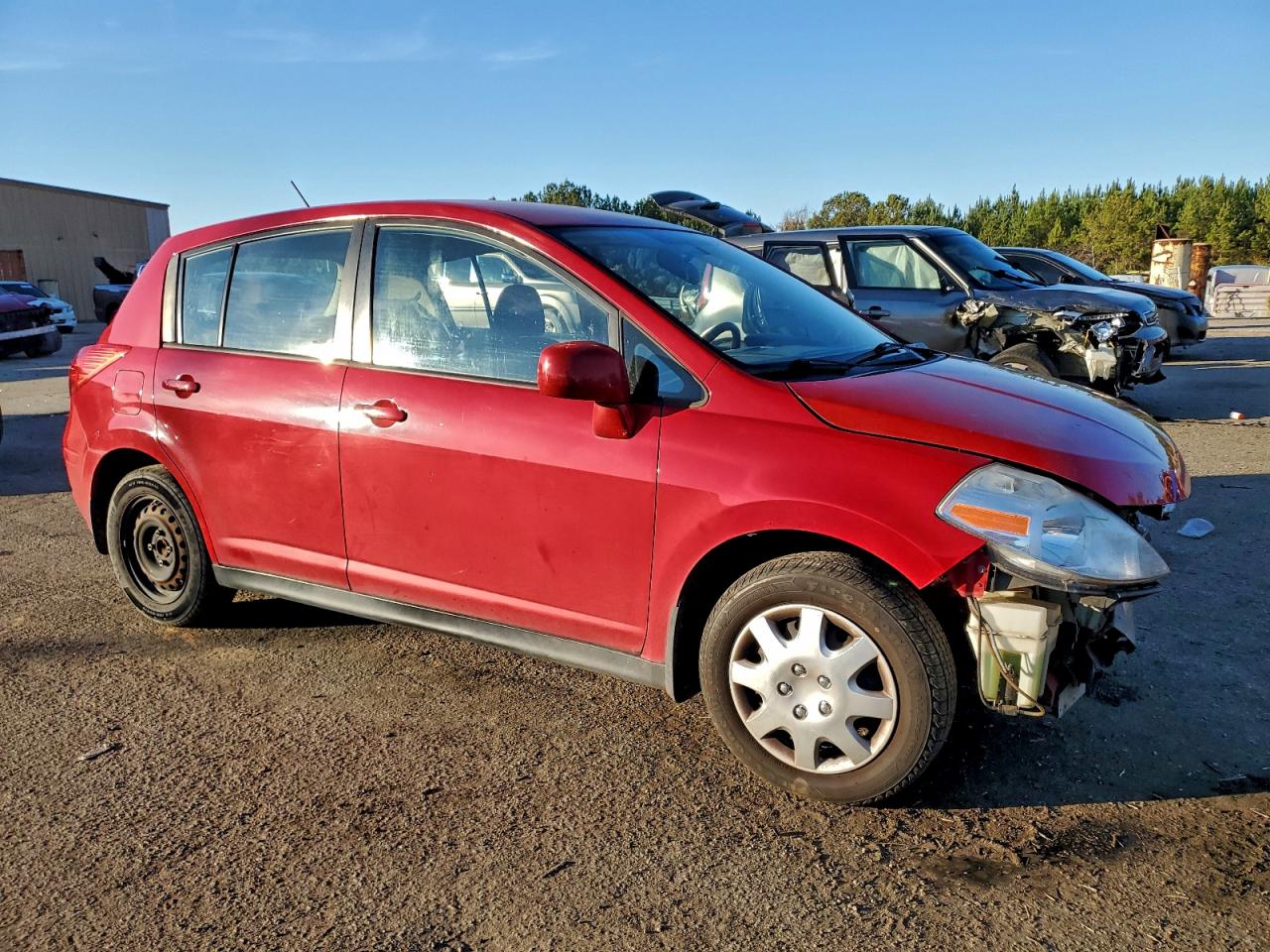 Nissan Versa S Image 6