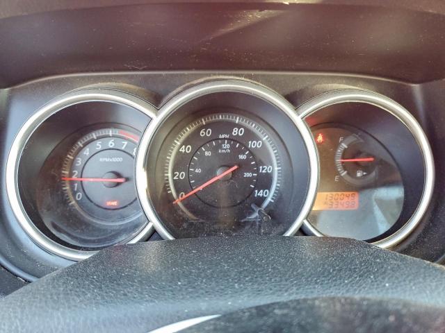 Nissan Versa S Image 2