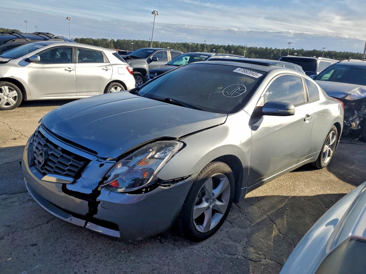 Nissan Altima 3.5se Image 1