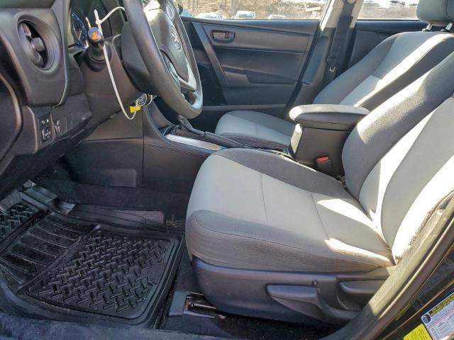 Toyota Corolla L Image 9