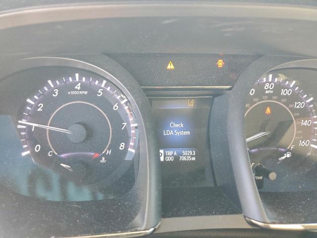 Toyota Avalon Xle Image 8