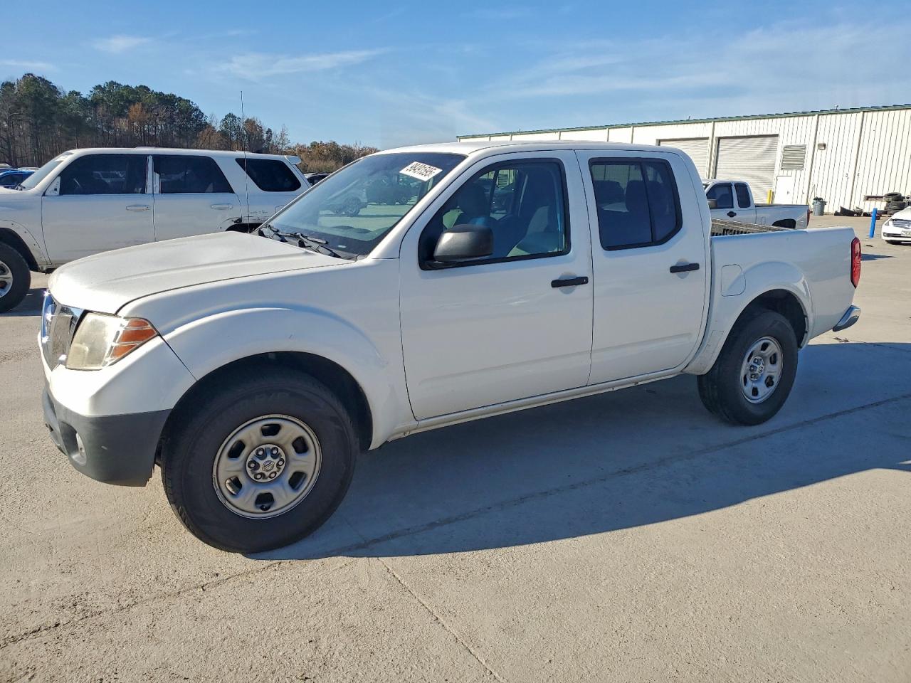 Nissan Frontier S Image 1