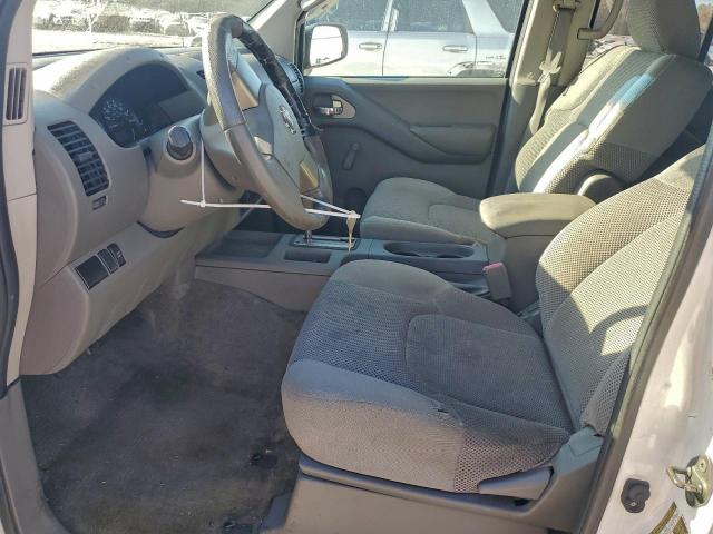 Nissan Frontier S Image 10