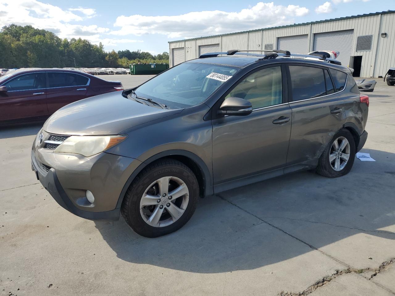 Toyota RAV4 Xle Image 1