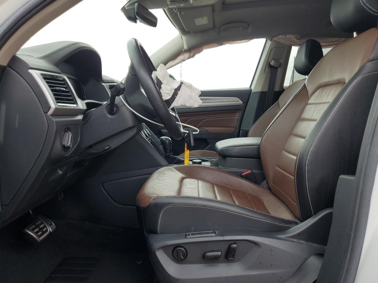 Volkswagen Atlas Sel Premium R-line Image 8