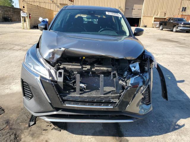 Nissan Kicks S Image 5