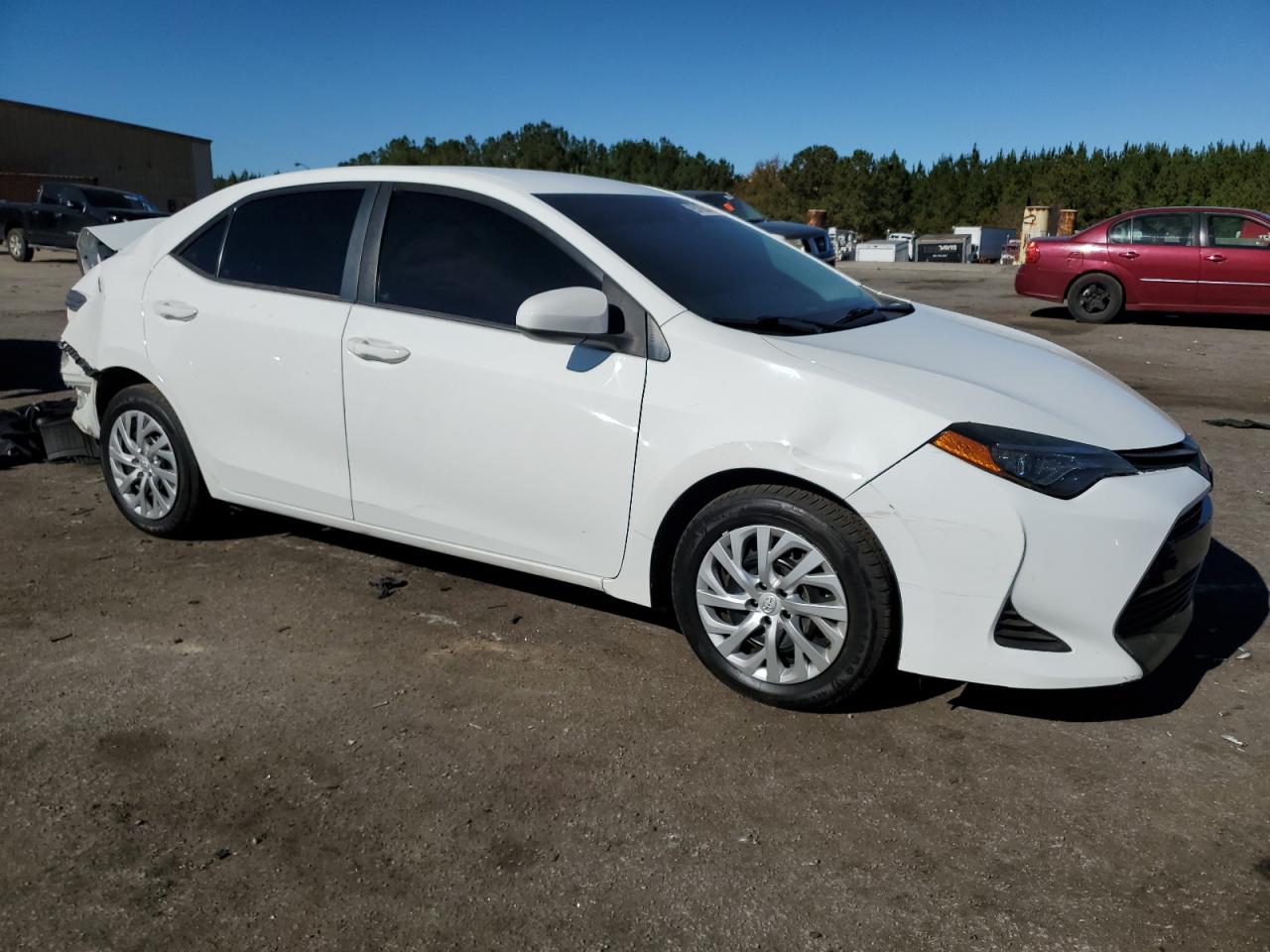 Toyota Corolla L Image 4