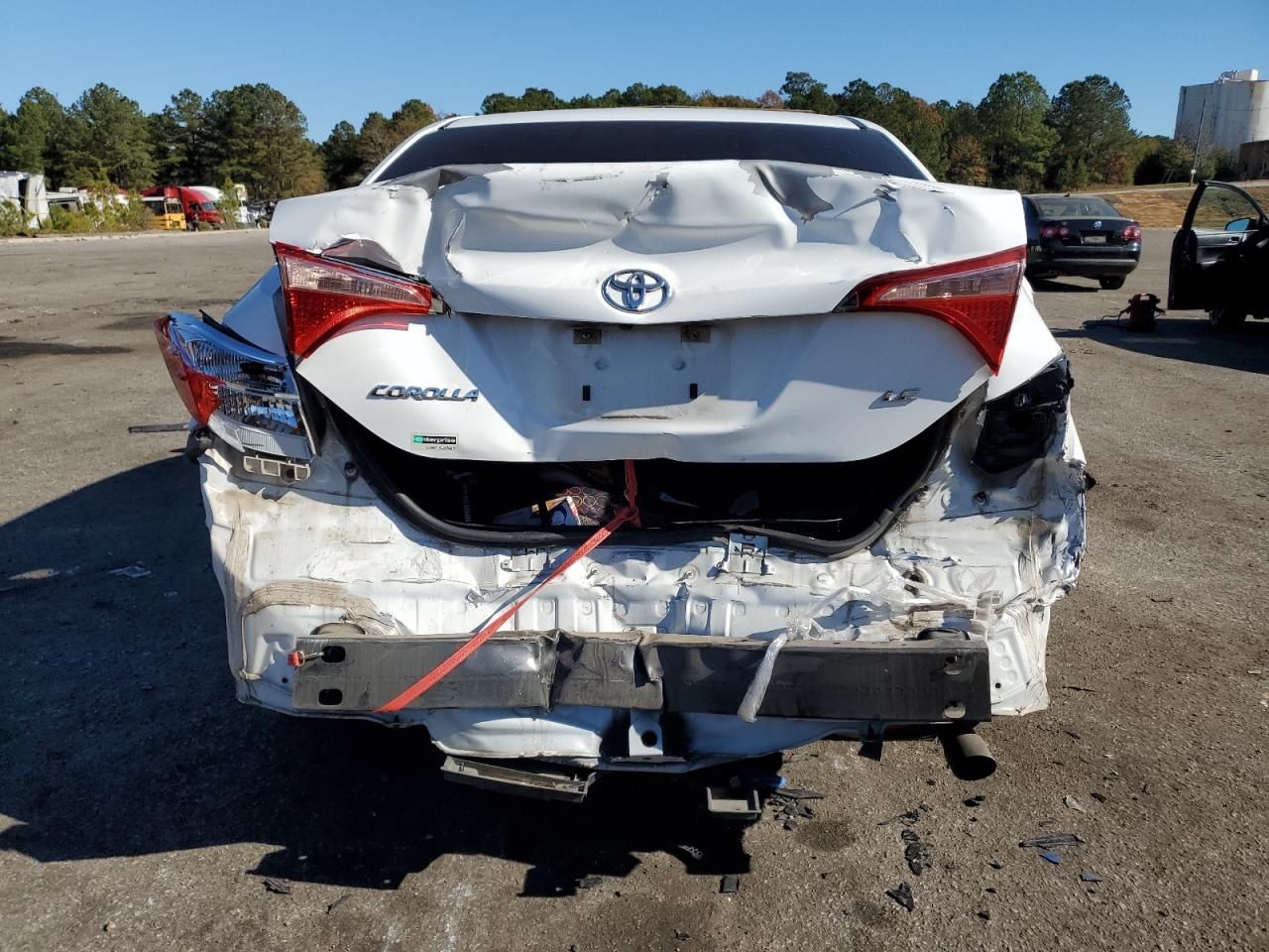 Toyota Corolla L Image 5