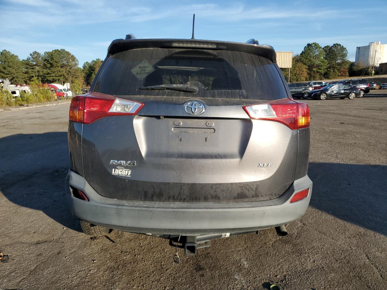 Toyota RAV4 Xle Image 12