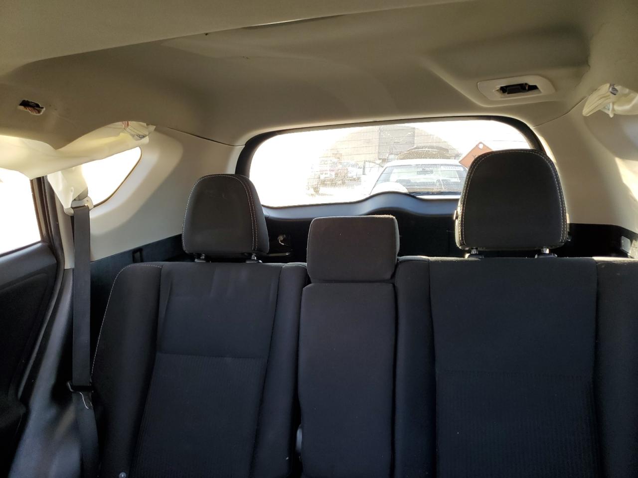 Toyota RAV4 Xle Image 9