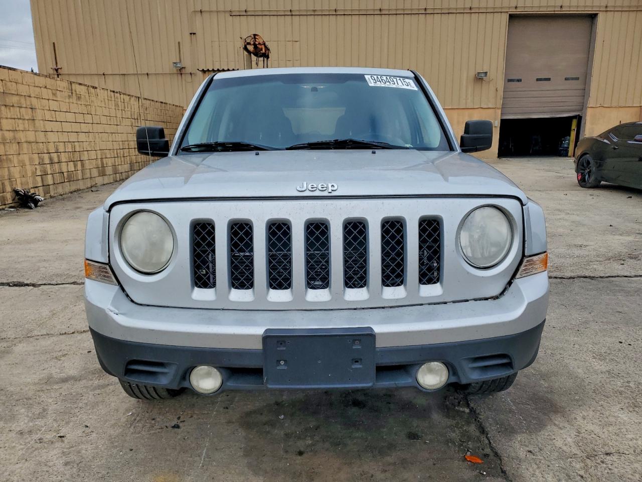 Jeep Patriot Sport Image 13