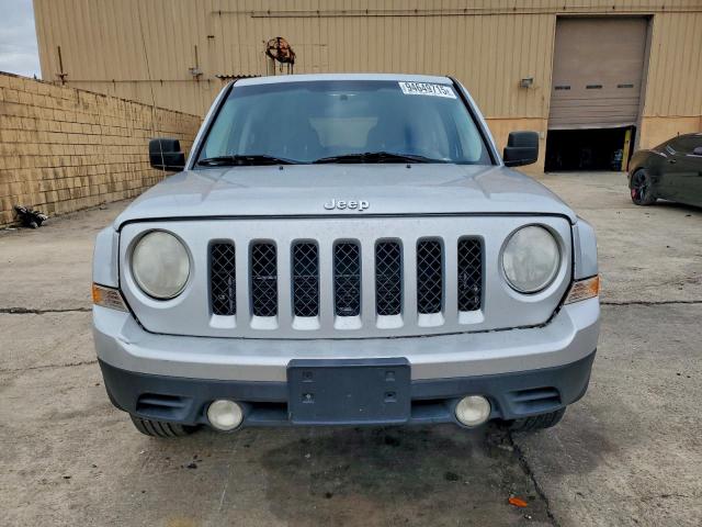 Jeep Patriot Sport Image 13