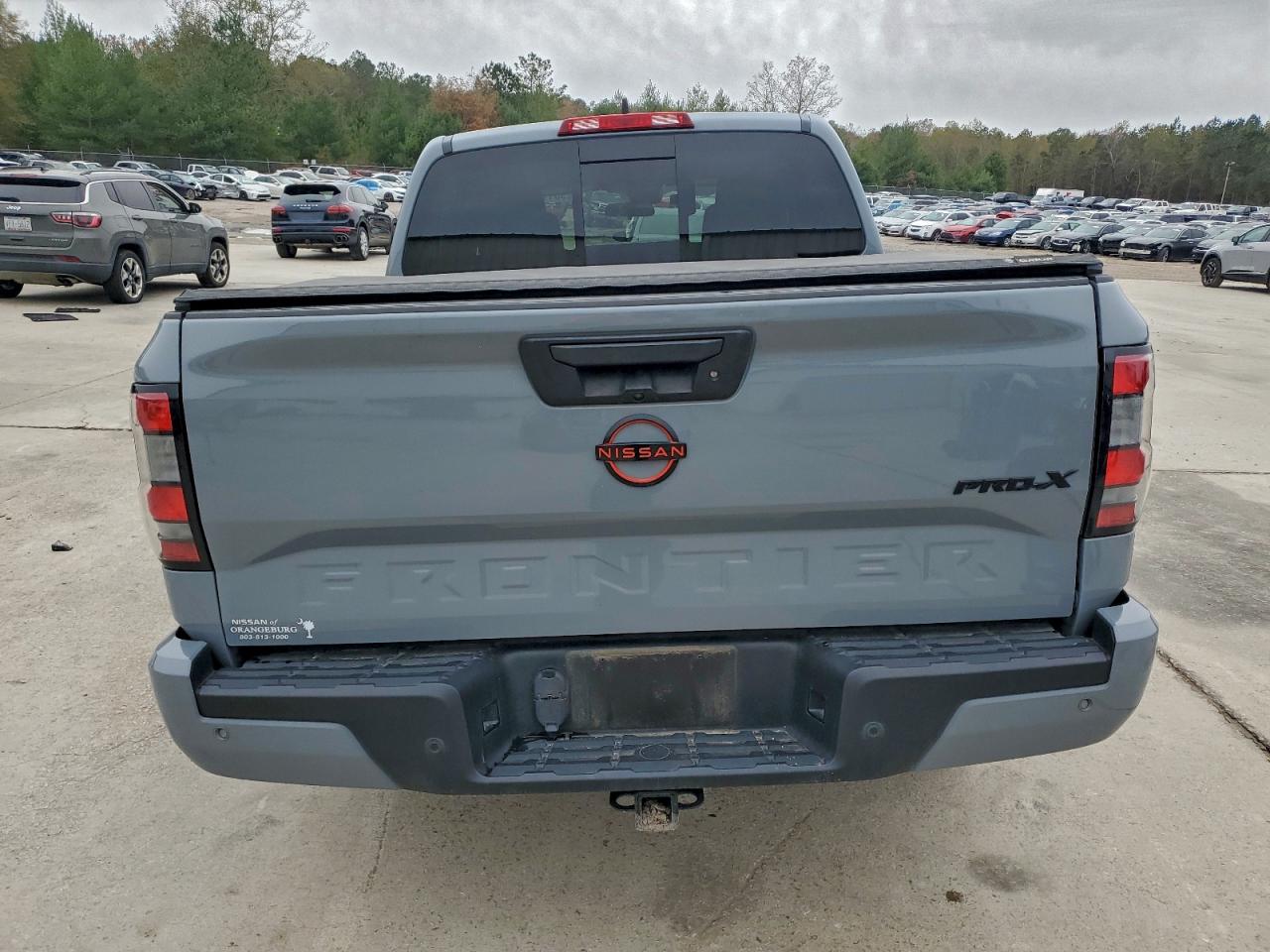 Nissan Frontier S Image 5