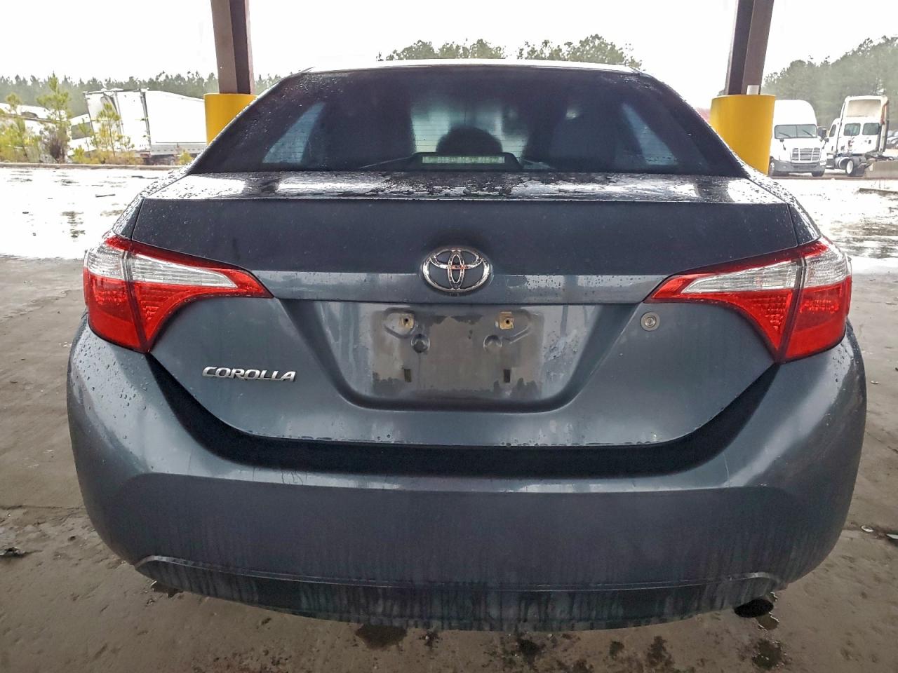 Toyota Corolla L Image 8