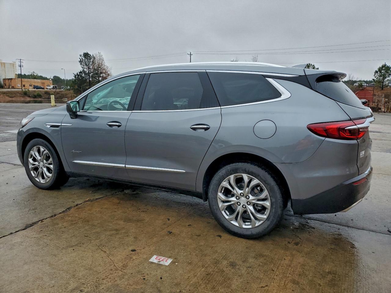 Buick Enclave Avenir Image 11