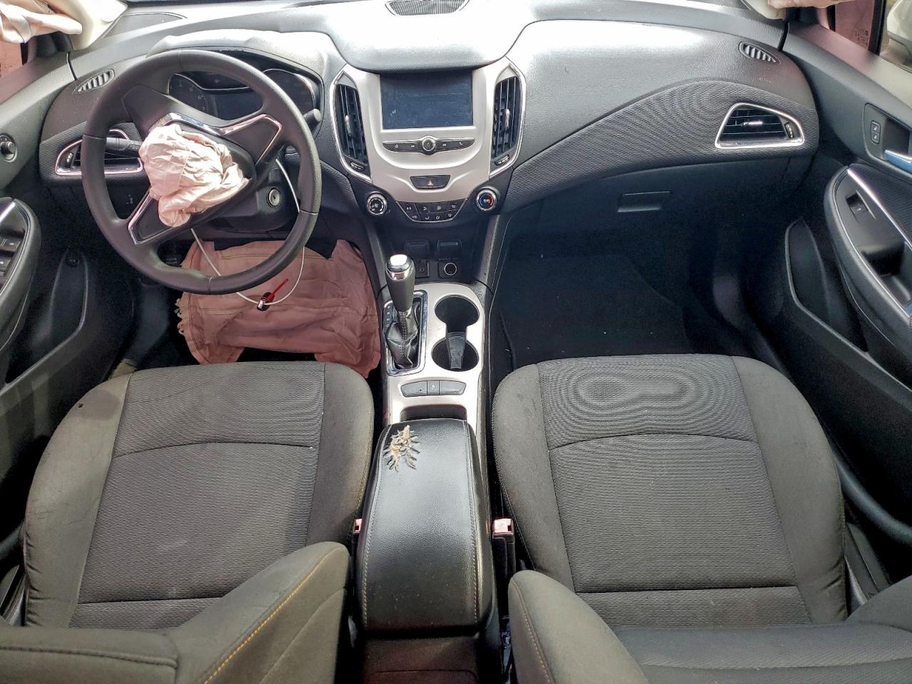 Chevrolet Cruze Ls Image 11