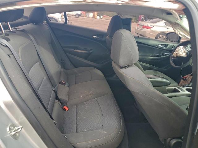 Chevrolet Cruze Ls Image 5