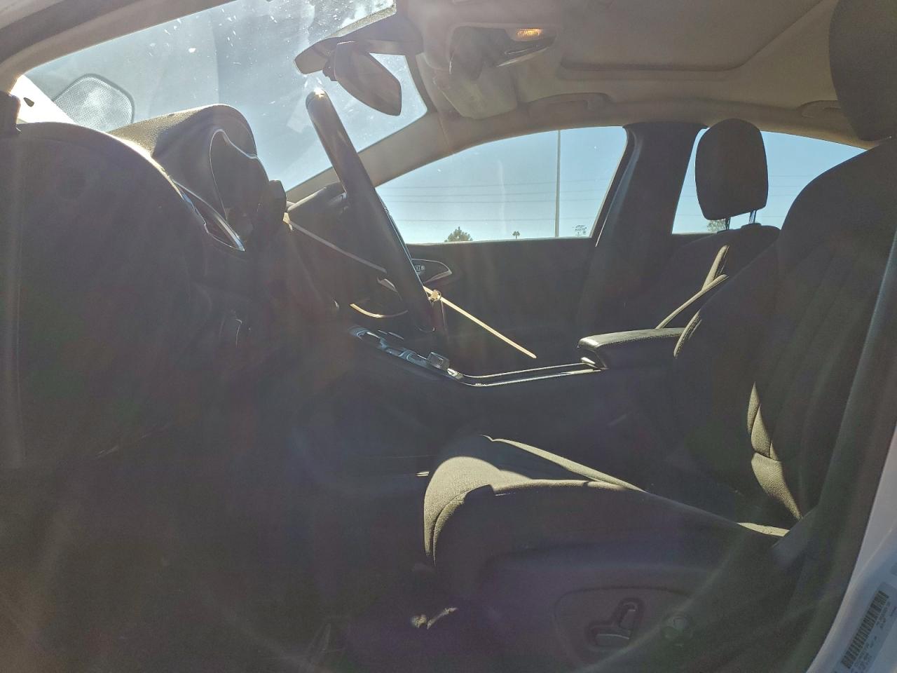 Chrysler 200 Limited Image 5